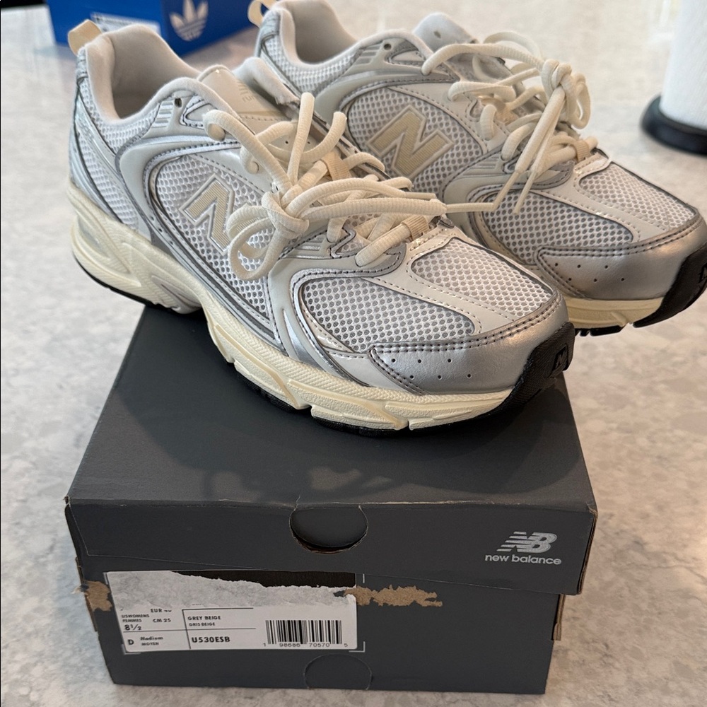 Brand new, never worn New Balance size 8.5 530, grey-beige, running shoes